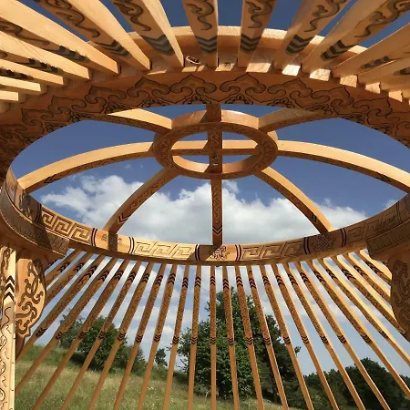 Tente de luxe Eco Yourte Les Airelles D'isabelle *